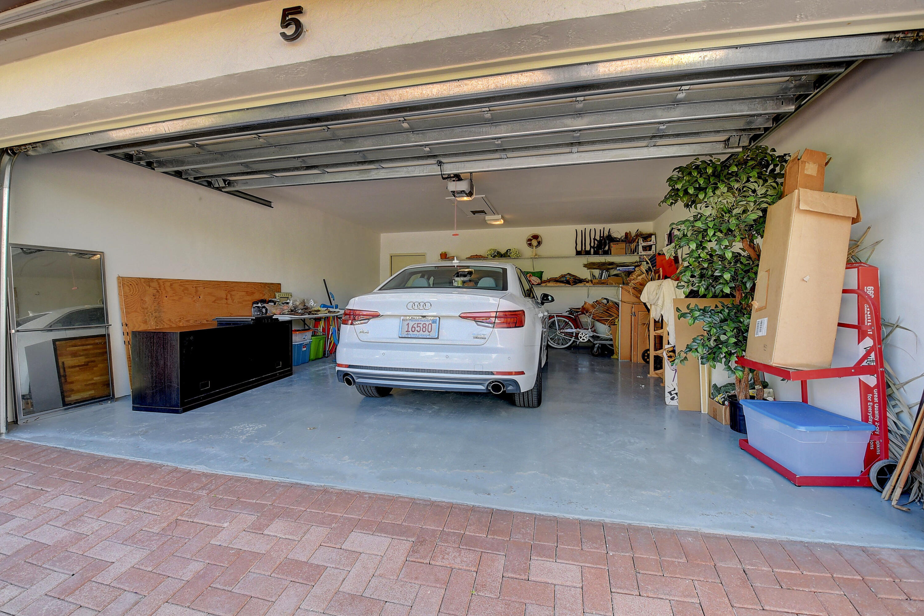 2717 North Ocean Boulevard, Unit TH5 Boca Raton, FL 33431 - Photo 7 of 96 DSC_6384_5_6_7_8