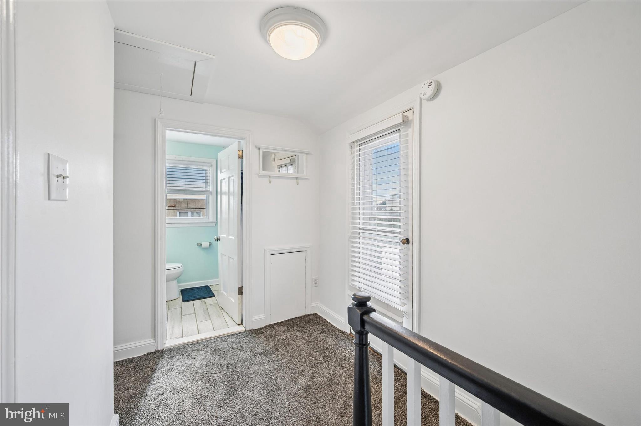 24 Upland Road Havertown, PA 19083 - Photo 18 of 28 an empty room with windows