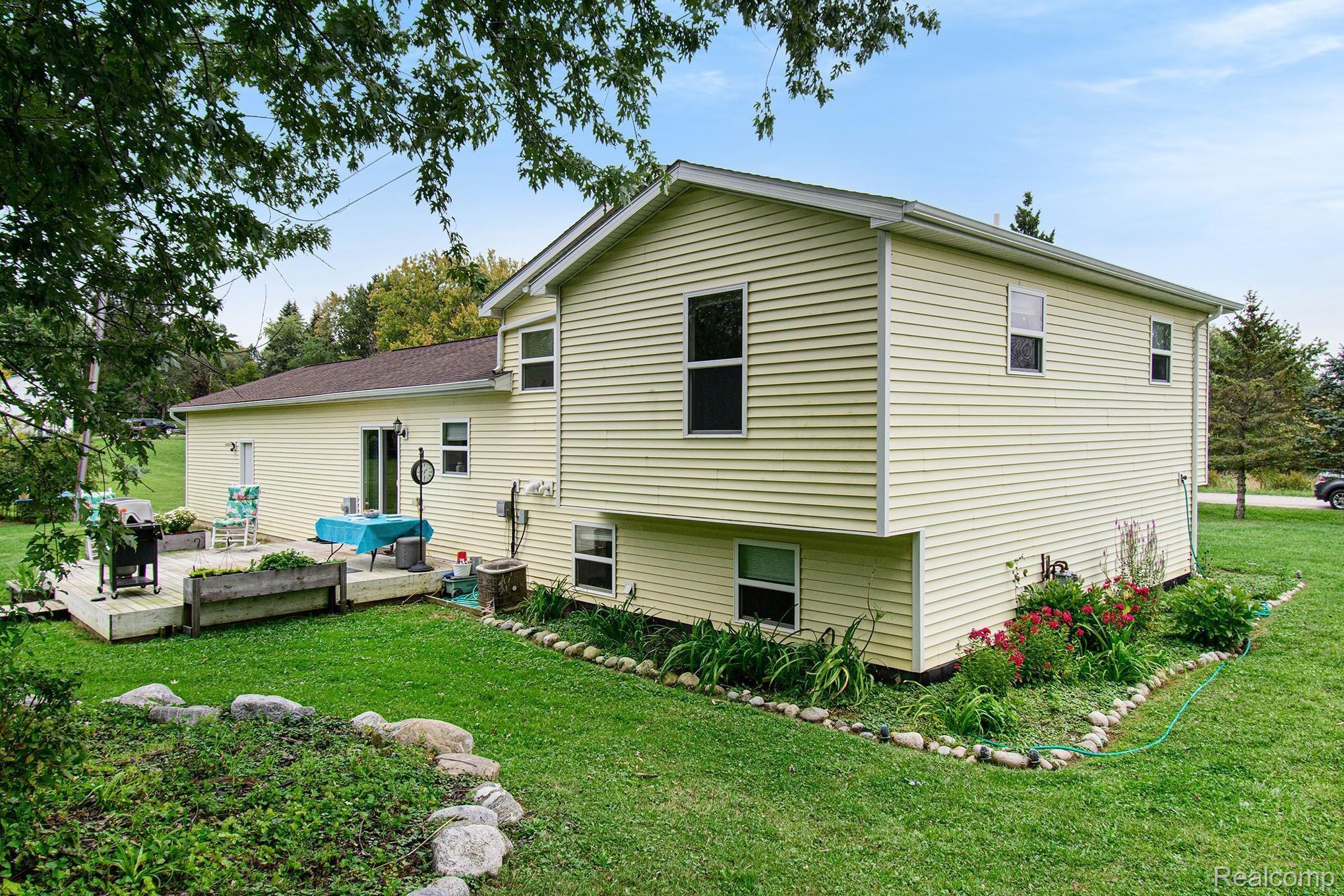 128 Harsen Road Lapeer, MI 48446 - Photo 29 of 42 210920 2.00pm Walrath 128 Harsen Rd_51