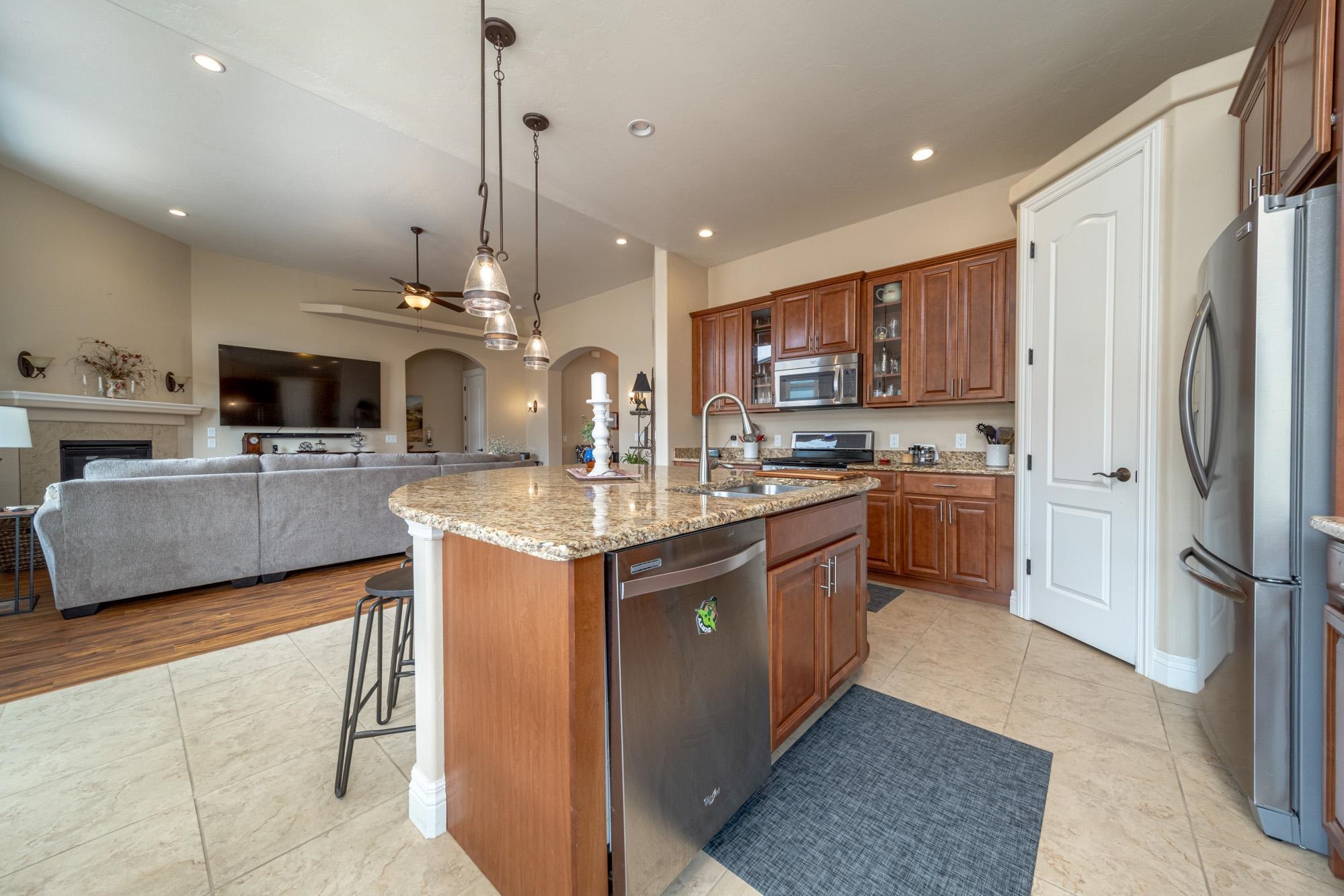 309 Ruby Mountain Road Grand Junction, CO 81507 - Photo 7 of 38 Gallery Image 7