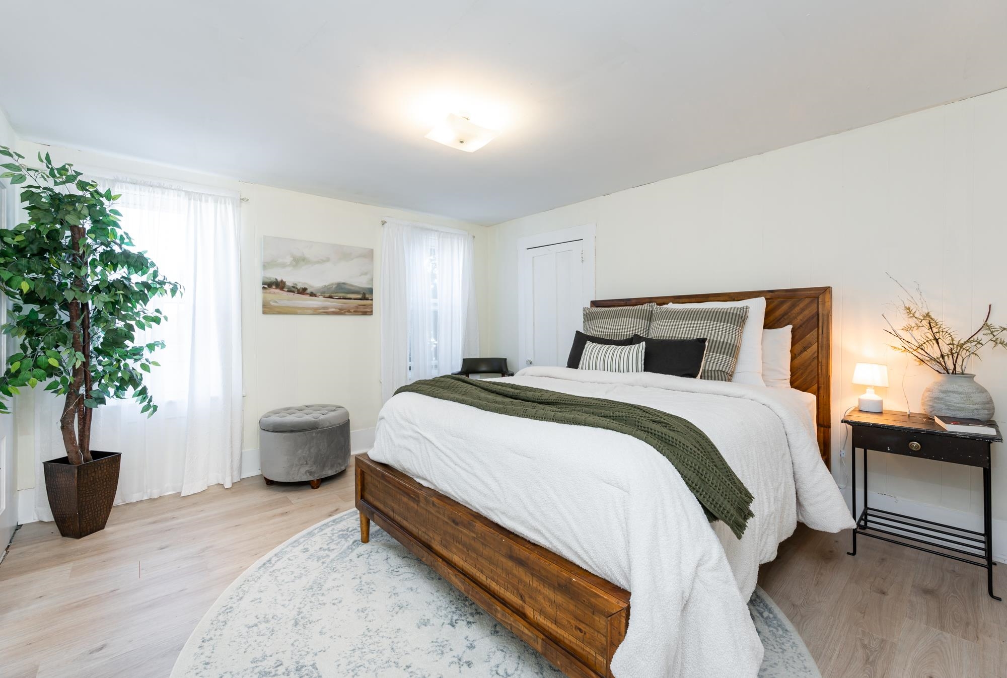9 Badger Street Nashua, NH 03060 - Photo 23 of 39
