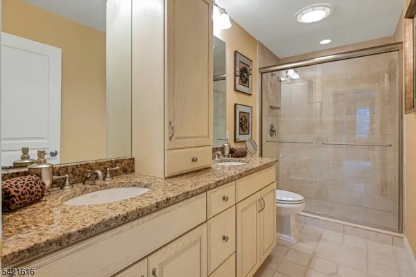 $2,100,000 | 6 Wildlife Run, Boonton, NJ 07005