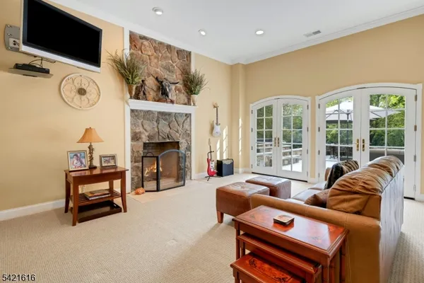$2,100,000 | 6 Wildlife Run, Boonton, NJ 07005