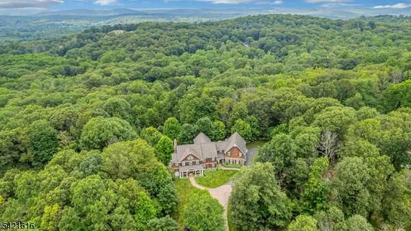 $2,100,000 | 6 Wildlife Run, Boonton, NJ 07005
