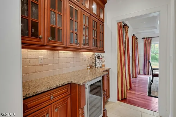 $2,100,000 | 6 Wildlife Run, Boonton, NJ 07005