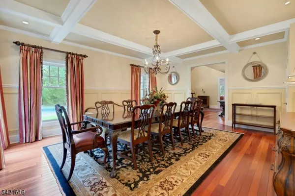 $2,100,000 | 6 Wildlife Run, Boonton, NJ 07005