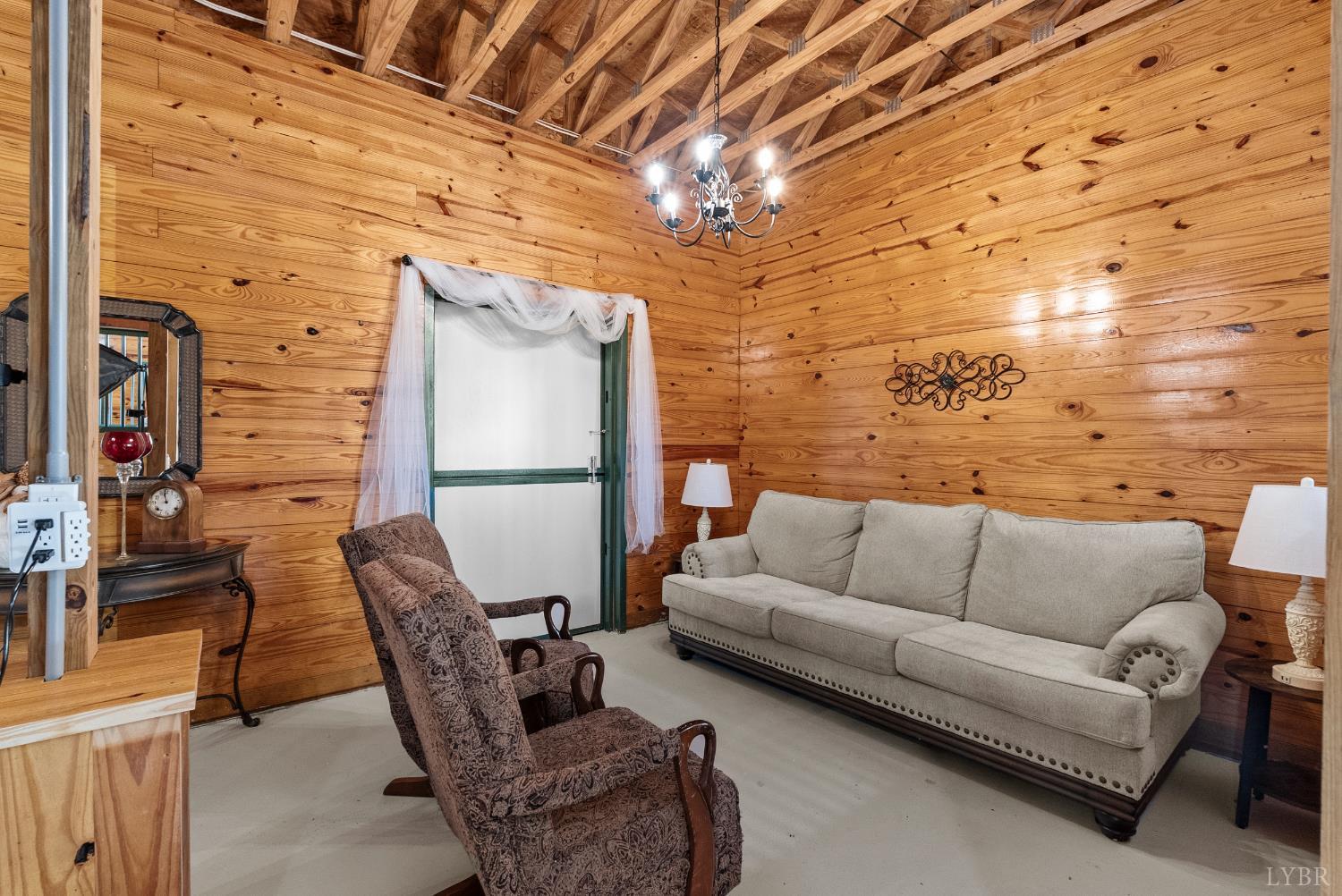 1433 Piney Mountain Road Appomattox, VA 24522 - Photo 24 of 80