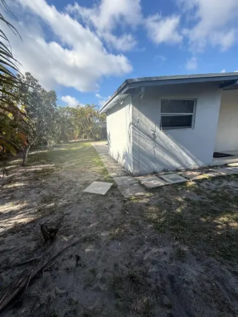 $2,650 | 4401 Northeast 15th Terrace, Pompano Beach, FL 33064