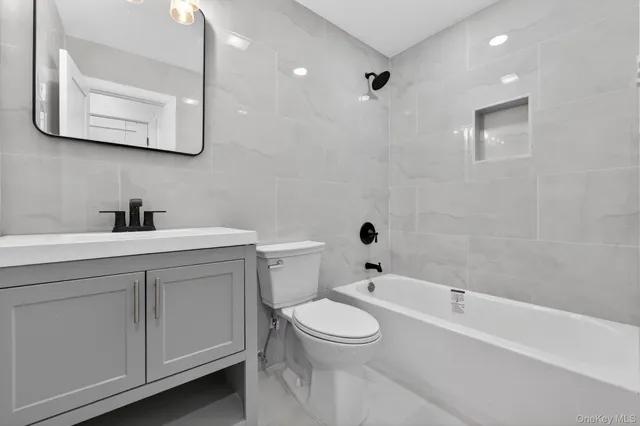 $979,000 | 1368 East 100th Street | Canarsie