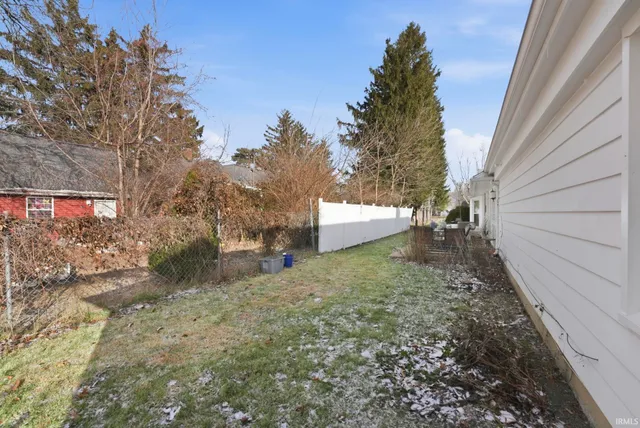 $250,000 | 702 West Macalan Drive, Marion, IN 46952