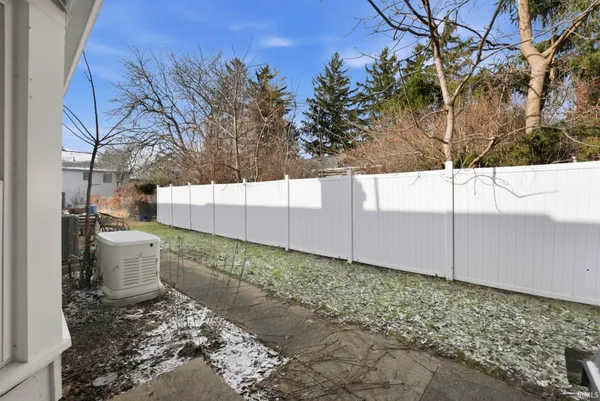 $245,000 | 702 West Macalan Drive, Marion, IN 46952