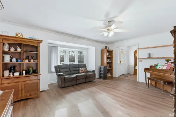 $245,000 | 702 West Macalan Drive, Marion, IN 46952