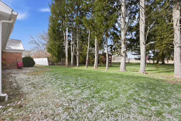 $245,000 | 702 West Macalan Drive, Marion, IN 46952