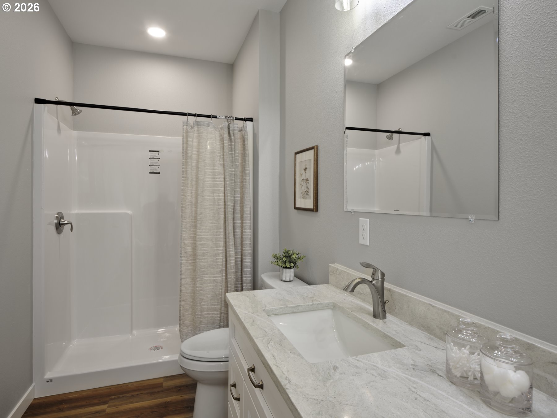 609A West Forest Napavine Road, Unit B Chehalis, WA 98532 - Photo 32 of 39 Bathroom, Attached
