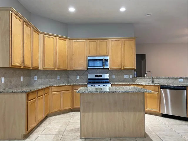 $310,000 | 18215 Linden Forest Lane, Katy, TX 77449