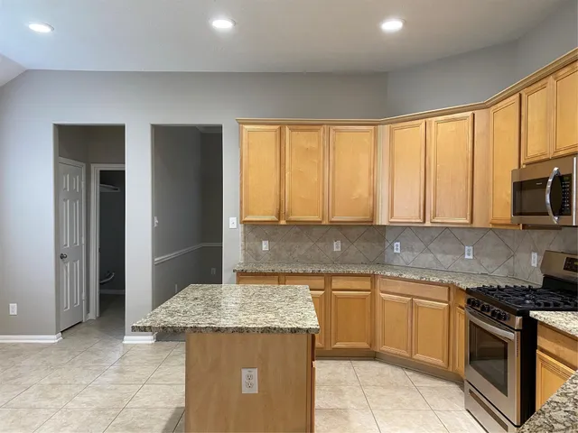 $310,000 | 18215 Linden Forest Lane, Katy, TX 77449