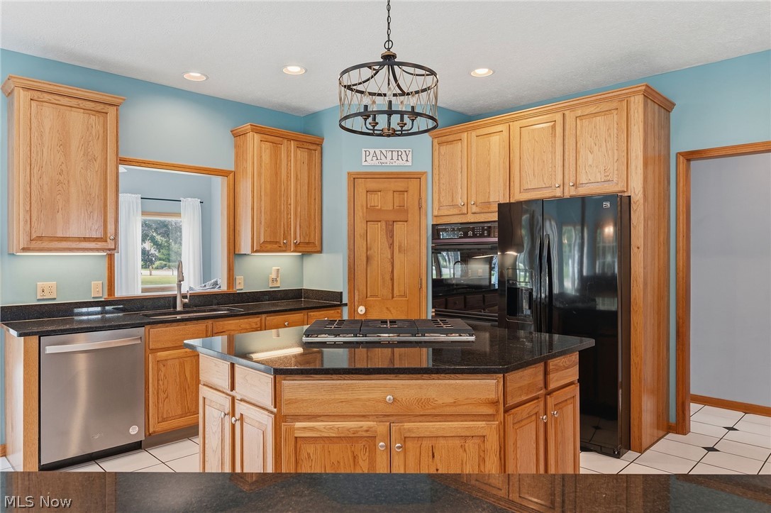 46787 Middle Ridge Road Amherst, OH 44001 - Photo 11 of 48 Gallery Image 11