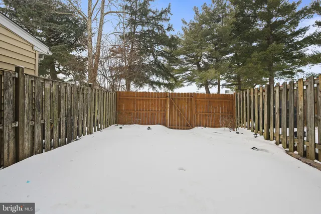 $2,500 | 9411 Merryrest Road, Unit B, Columbia, MD 21045