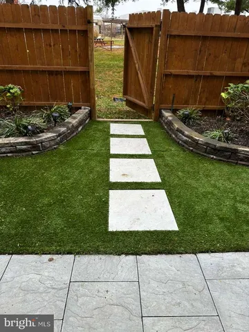 $2,500 | 9411 Merryrest Road, Unit B, Columbia, MD 21045