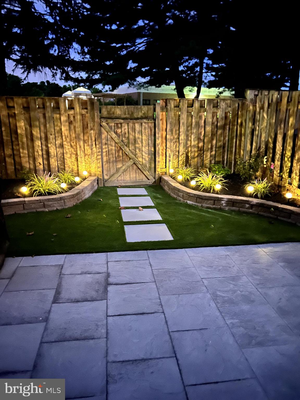 9411 Merryrest Road, Unit B Columbia, MD 21045 - Photo 20 of 25 Backyard is stunning in spring and summer months!