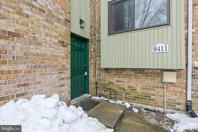 $2,500 | 9411 Merryrest Road, Unit B, Columbia, MD 21045