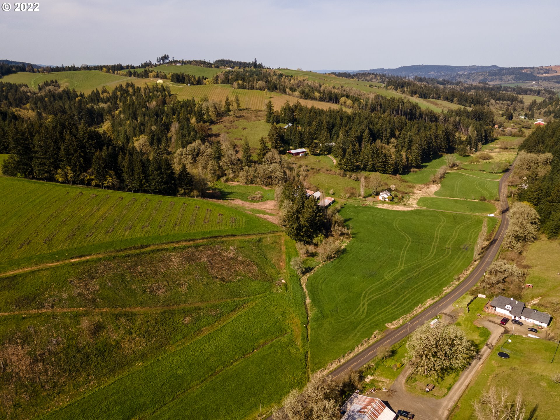 20091 Northeast Laughlin Road Yamhill, OR 97148 - Photo 17 of 26 a view of a city