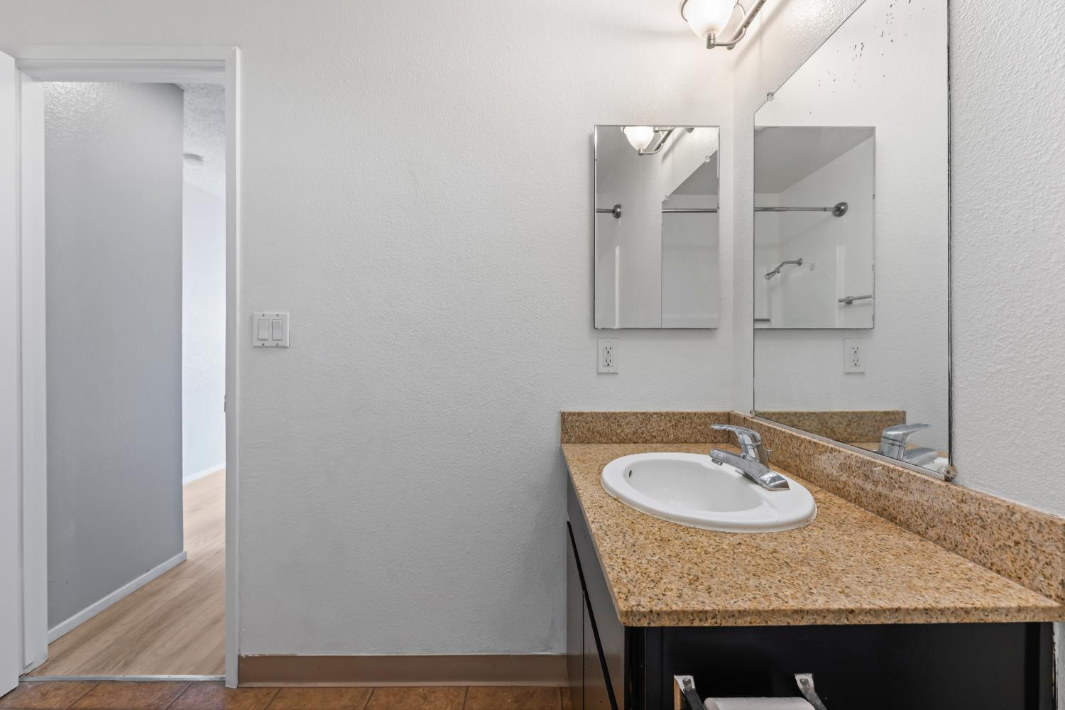 414 Cherry Lane, Unit G Manteca, CA 95337 - Photo 15 of 19