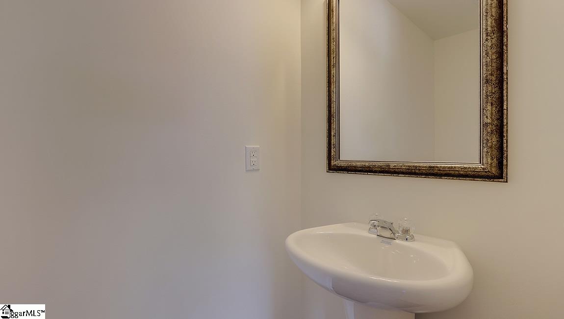 37 Ravencrest Drive Anderson, SC 29621 - Photo 6 of 21 Gallery Image 6
