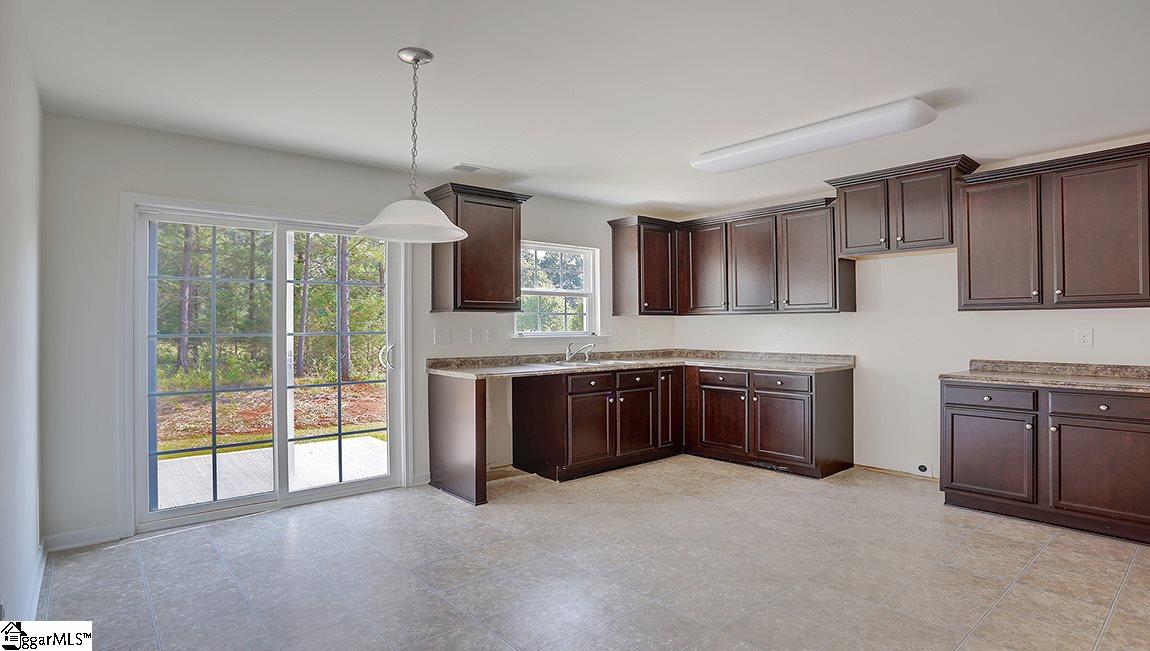 37 Ravencrest Drive Anderson, SC 29621 - Photo 7 of 21 Gallery Image 7
