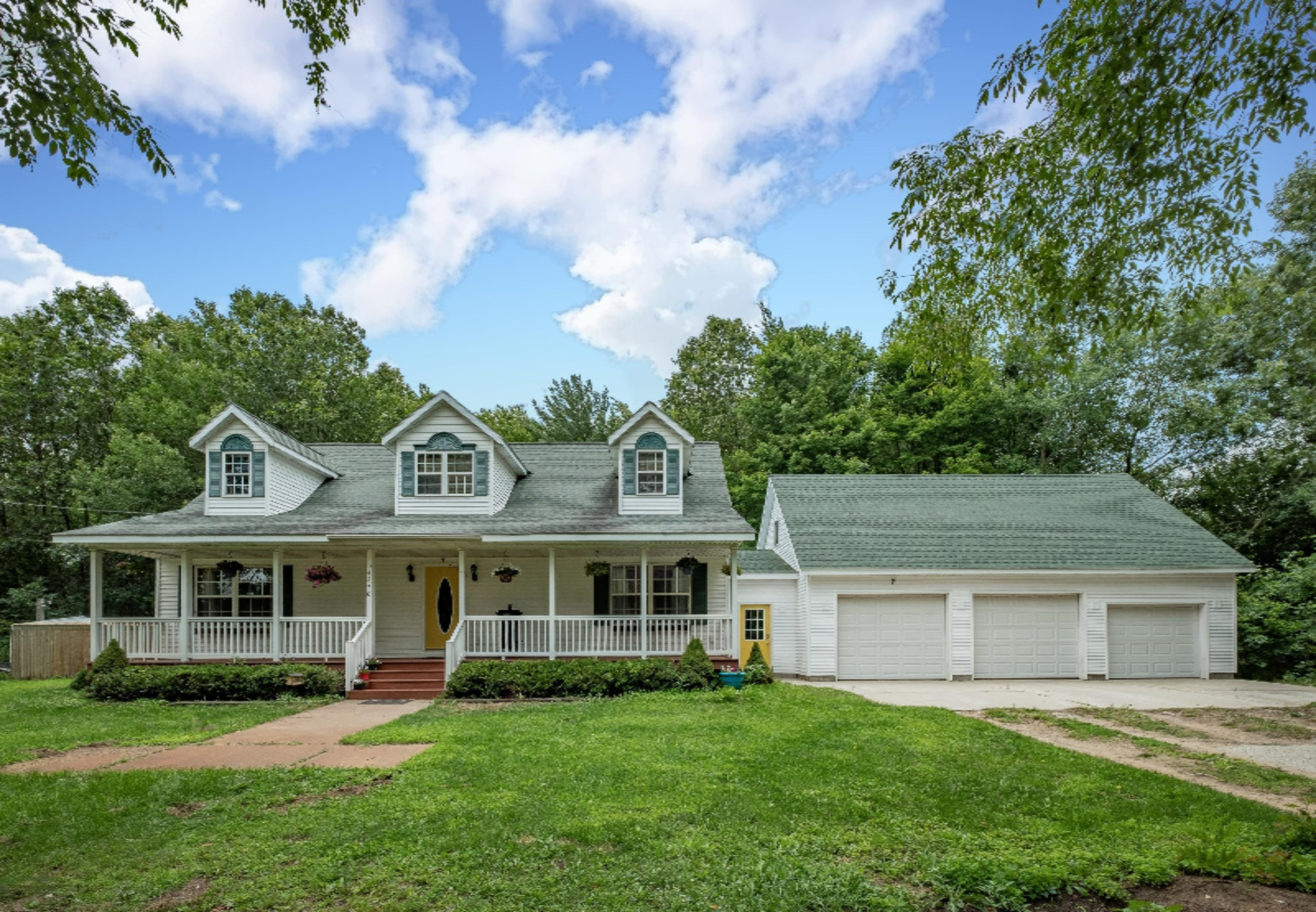4270 South Broton Road Fruitport, MI 49415 - Photo 4 of 66 Photo-4