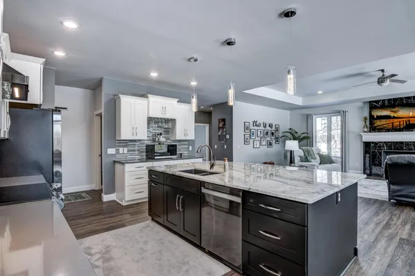 $1,050,000 | S9025 Lowes Creek Road, Eleva, WI 54738