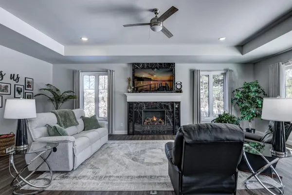 $1,050,000 | S9025 Lowes Creek Road, Eleva, WI 54738