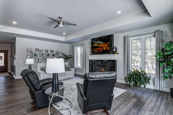 $1,050,000 | S9025 Lowes Creek Road, Eleva, WI 54738