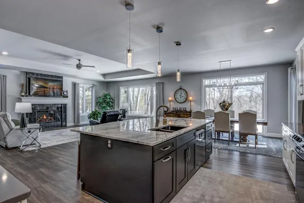 $1,050,000 | S9025 Lowes Creek Road, Eleva, WI 54738