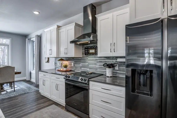 $1,050,000 | S9025 Lowes Creek Road, Eleva, WI 54738