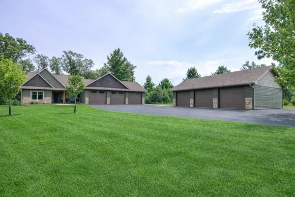 $1,050,000 | S9025 Lowes Creek Road, Eleva, WI 54738