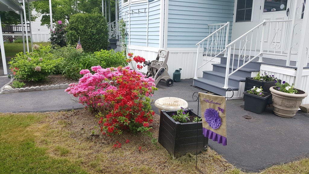8 Meeting House Road Taunton, MA 02780 - Photo 6 of 24 Gallery Image 6
