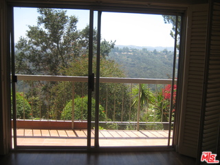 2345 Roscomare Road, Unit 208 Los Angeles, CA 90077 - Photo 12 of 15