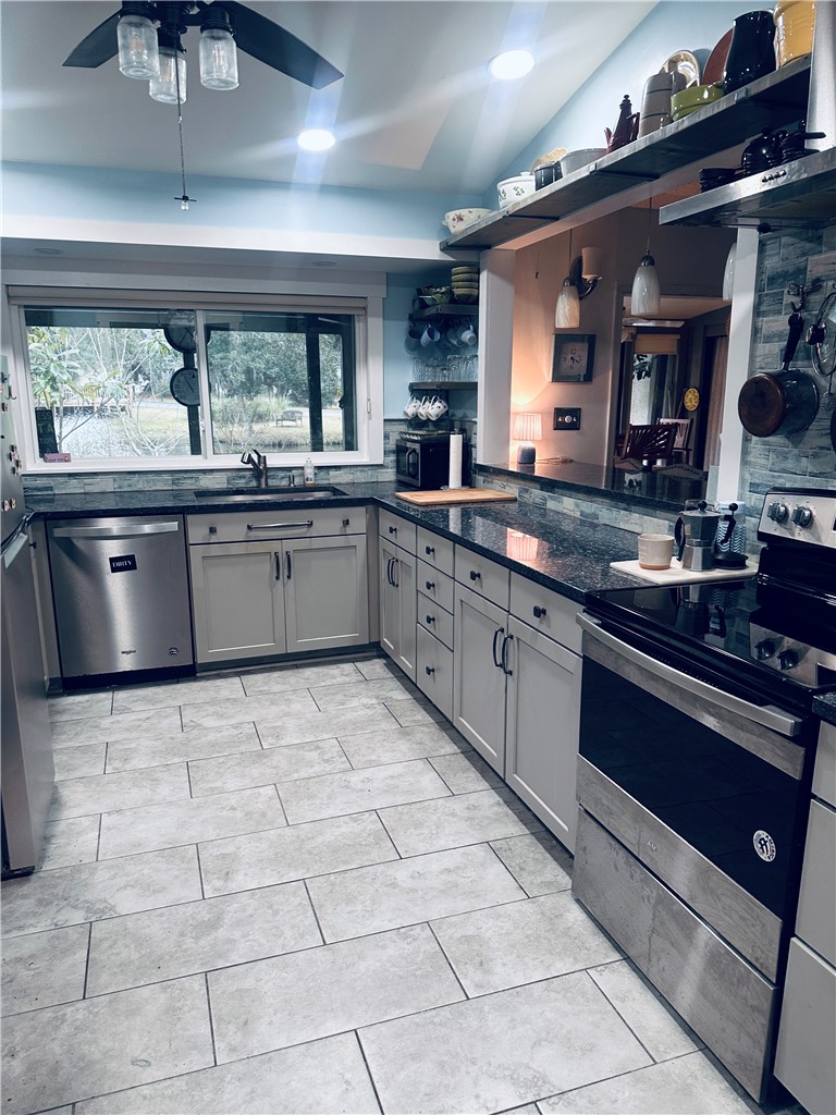 155 Linkside Drive St. Simons Island, GA 31522 - Photo 8 of 21