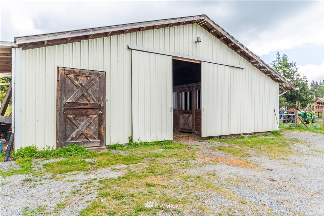 23277 Bulson Road Mount Vernon, WA 98274 - Photo 27 of 31 Gallery Image 27