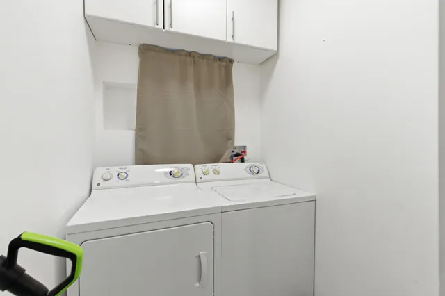 $289,900 | 1815 Hillside Avenue North, Minneapolis, MN 55411