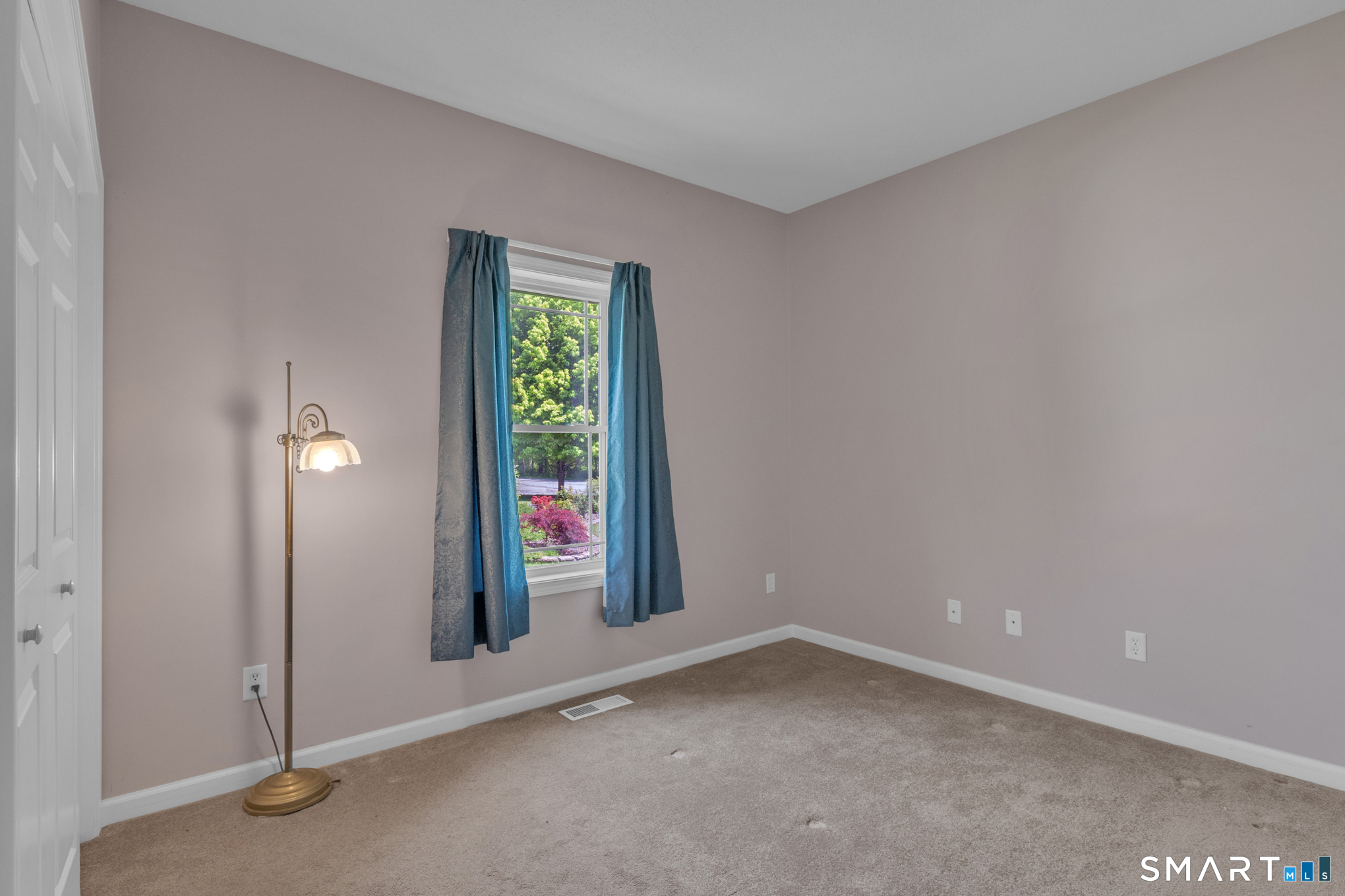 449 Tributary Lane Windsor, CT 06095 - Photo 24 of 38