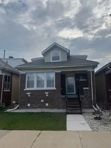 $549,900 | 1720 North Major Avenue, Chicago, IL 60639