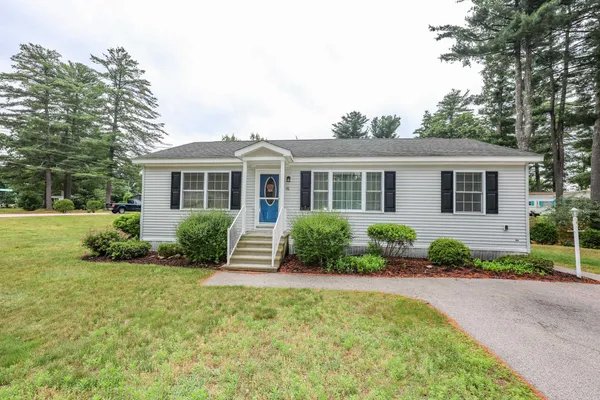 $280,000 | 41 Farmwood Drive, Nashua, NH 03062