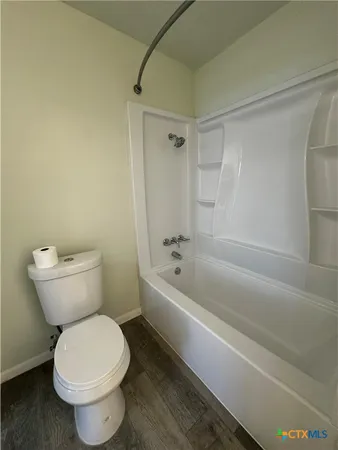 $1,350 | 714 South River Street, Unit B, Seguin, TX 78155