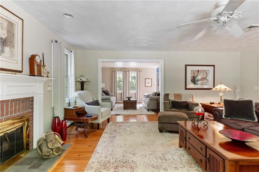 55 Little Pond County Road Cumberland, RI 02864 - Photo 17 of 42