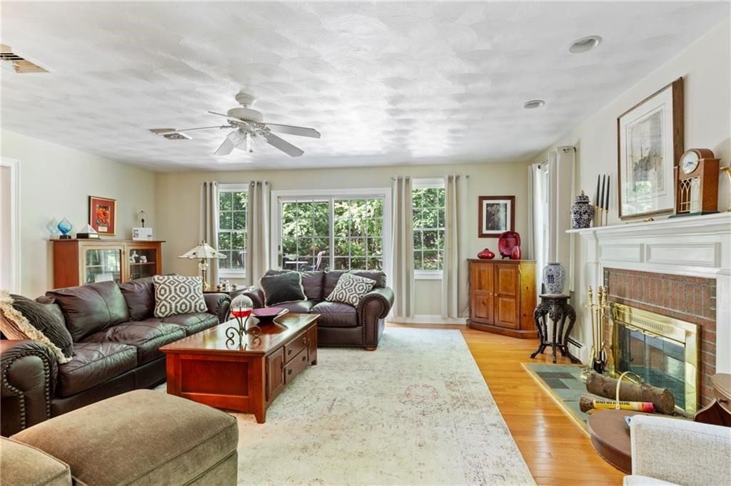 55 Little Pond County Road Cumberland, RI 02864 - Photo 18 of 42