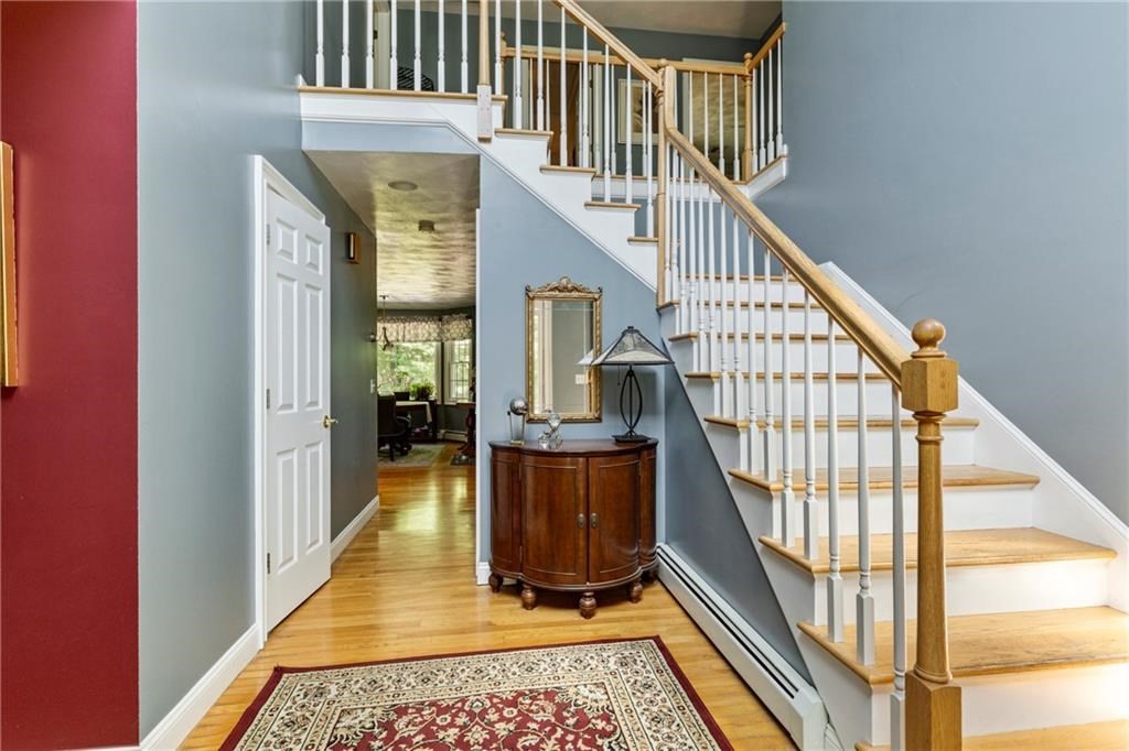 55 Little Pond County Road Cumberland, RI 02864 - Photo 4 of 42
