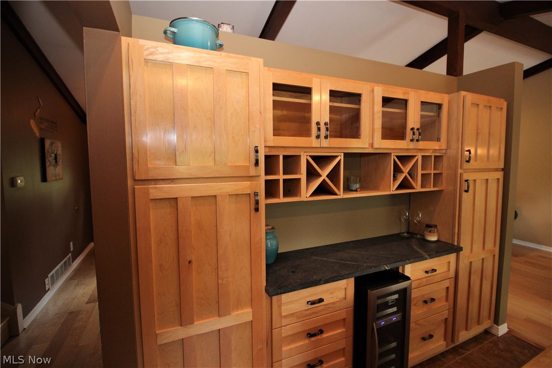 8289 Springview Road Northfield, OH 44067 - Photo 8 of 14 Gallery Image 8
