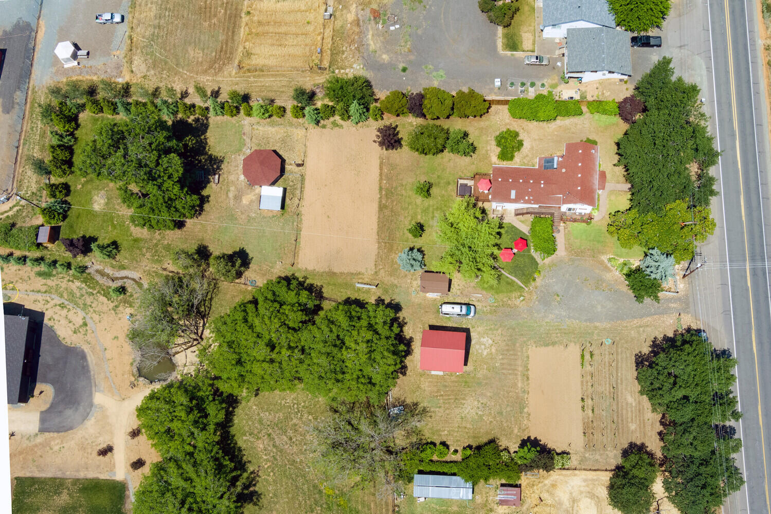 4313 South Stage Road Medford, OR 97501 - Photo 2 of 70 80_SSR_80_mls